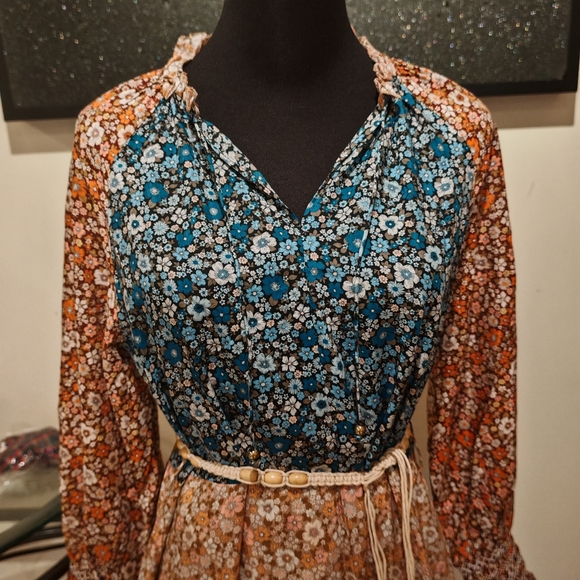 2/90 Tigerlily Takumi dress-0250 - Picture 11 of 17